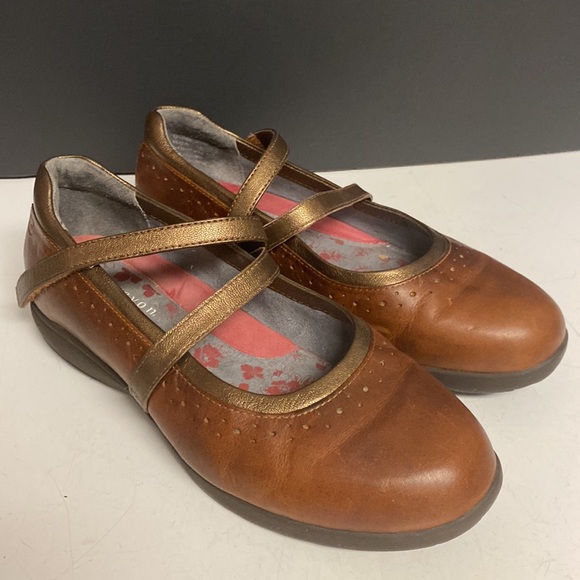 Aravon Flat Shoes Leather Slip On Size 7.5D - Picture 8 of 17